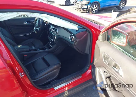 2019 Mercedes-Benz Gla 250 from USA, damaged, VIN WDCTG4EBXKJ553949